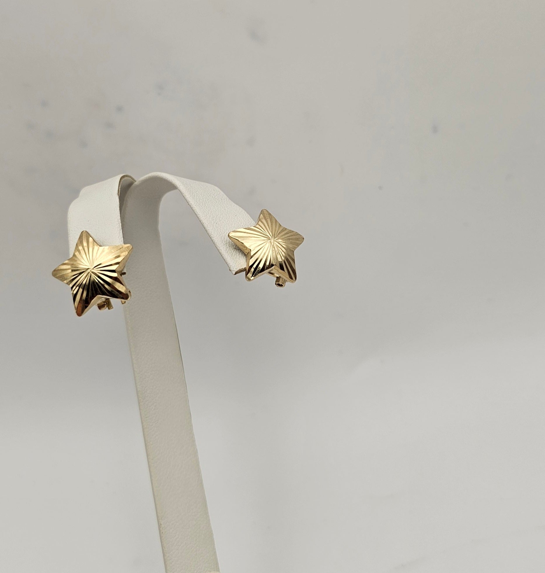 Star earrings 10 Kt