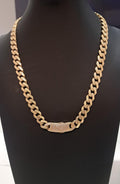 Cadena estilo monaco con dibujos versa zize 18 por 9mm 10 kt original