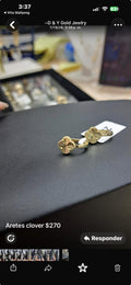 Aretes de flor