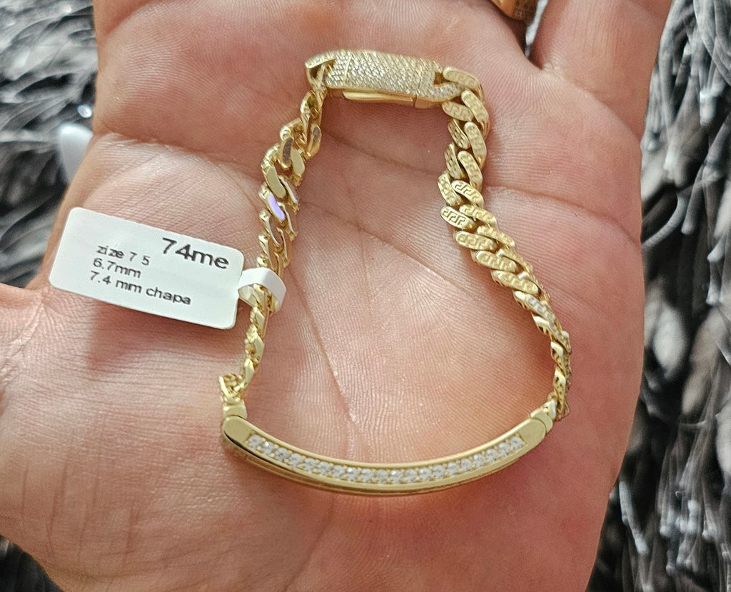 Manilla estilo monaco 10 kt las medidas están en la foto