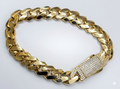 Hermosa manilla estilo monaco zize 8.5 por 10.5 mm ancho 10 kt original