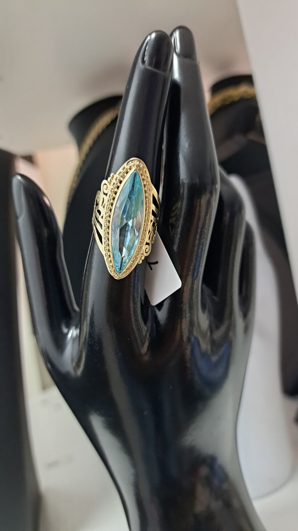Hermoso set de dos cadenas size 20 con dije y anillo de piedra azul oro 10k