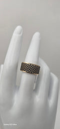 10 Kt Zize 7.5 ring with black stones